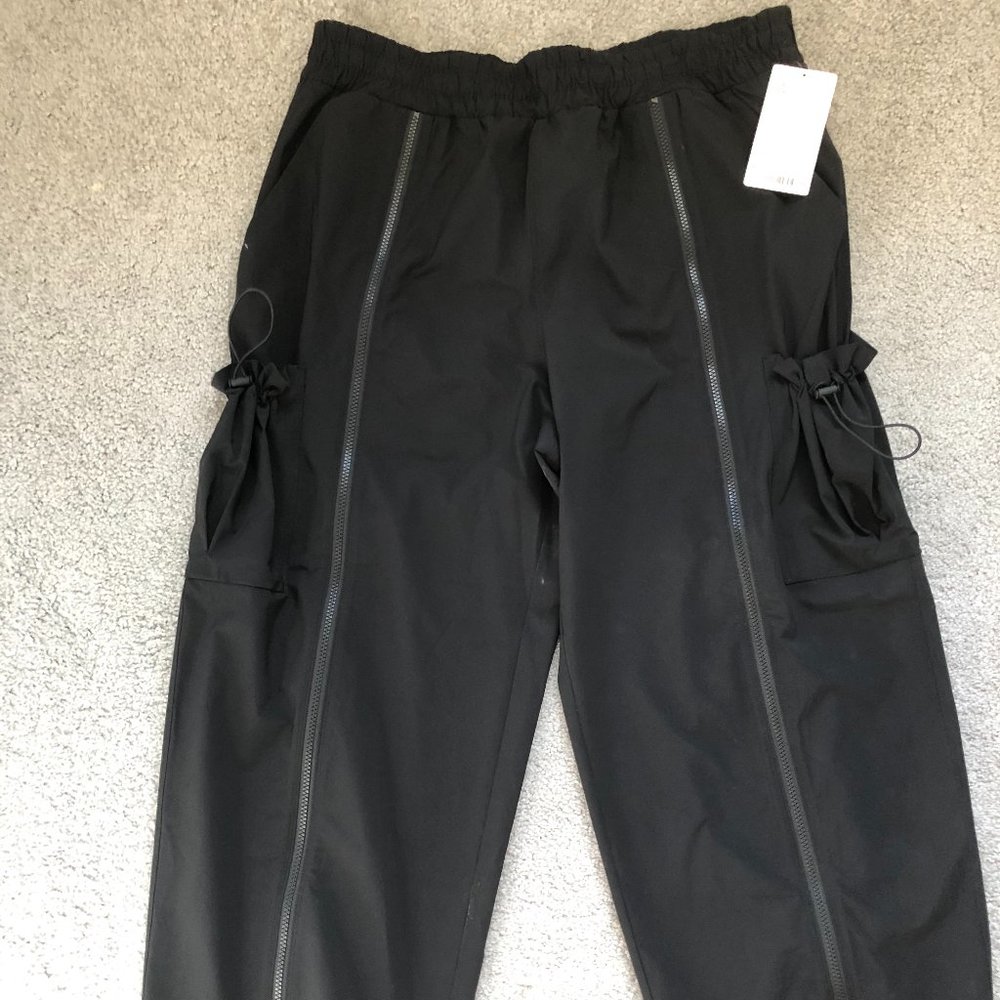 NWT Athleta Black Stay Fly Pant - XL